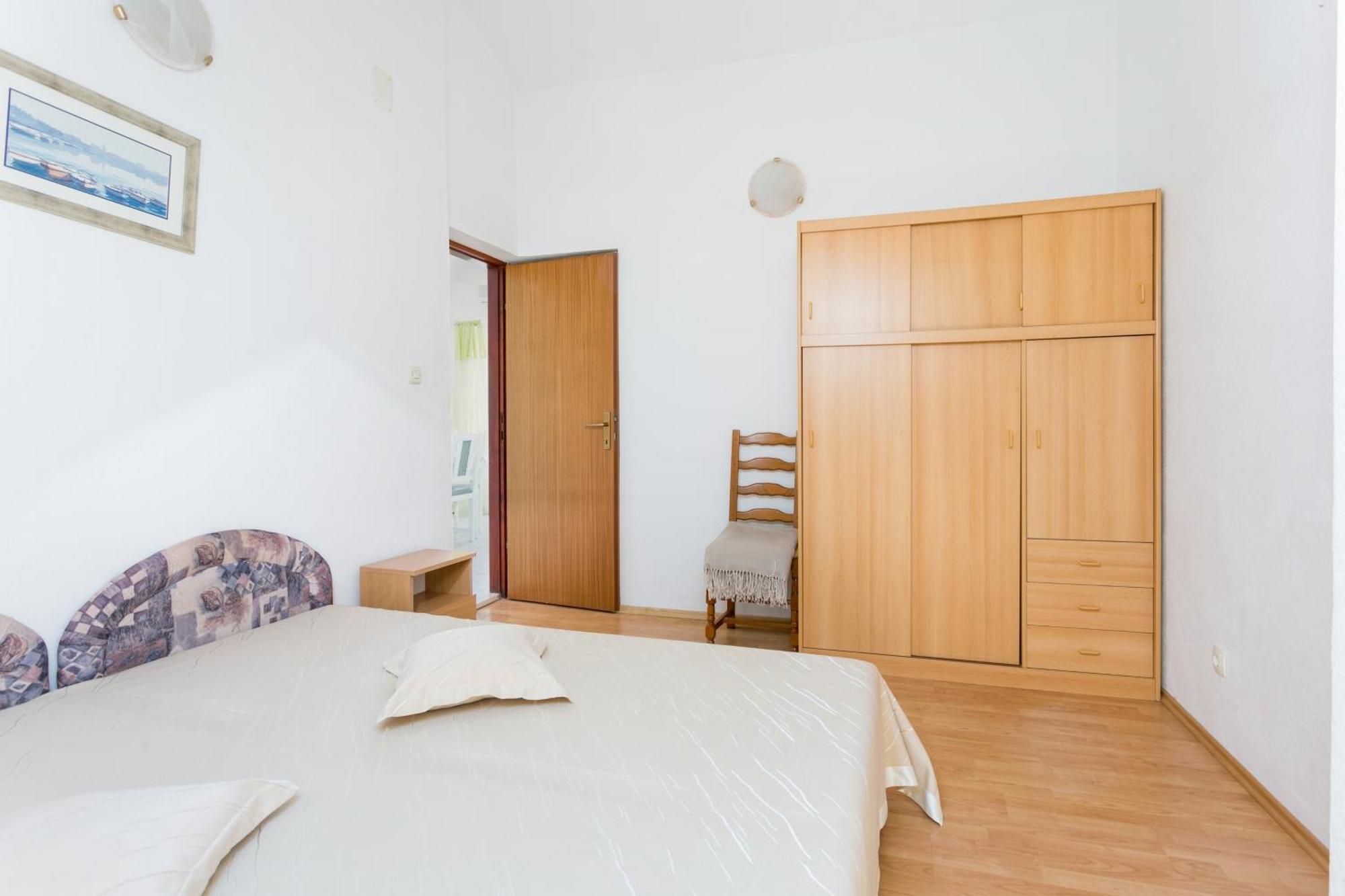 Apartments And Rooms With Parking Space Supetar, Brac - 5658 Szoba fotó